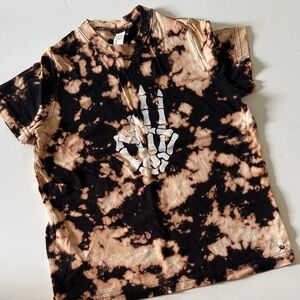 Kids 5T Small Shop Tie-Dye Skeleton Graphic Tee